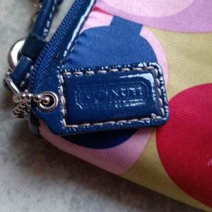 Coach wristlet🩷